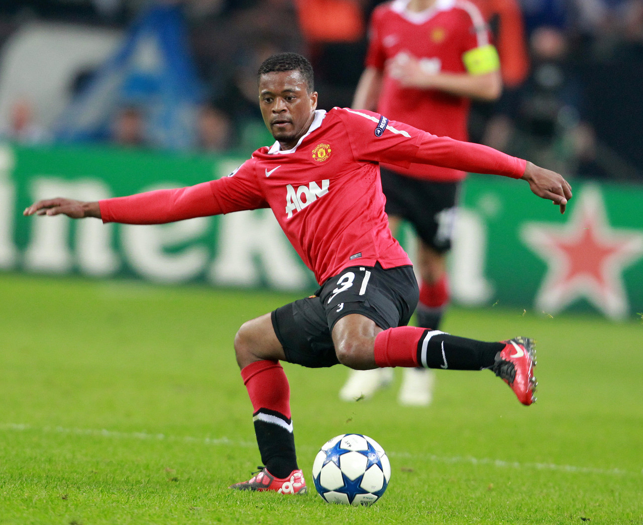 的微弱优势 的微弱优势