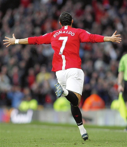 巴洛特利十大炸裂进球，当巴神停止思考人生，他的双脚就是世界级的代名词.